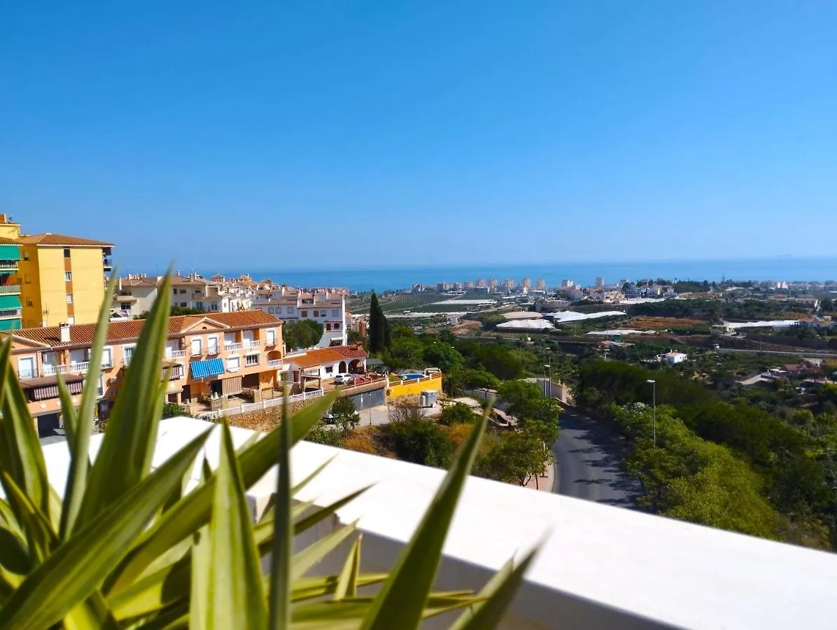 Amazing 2 Bedroom Apartment With Private Roof Terrace In Torrox