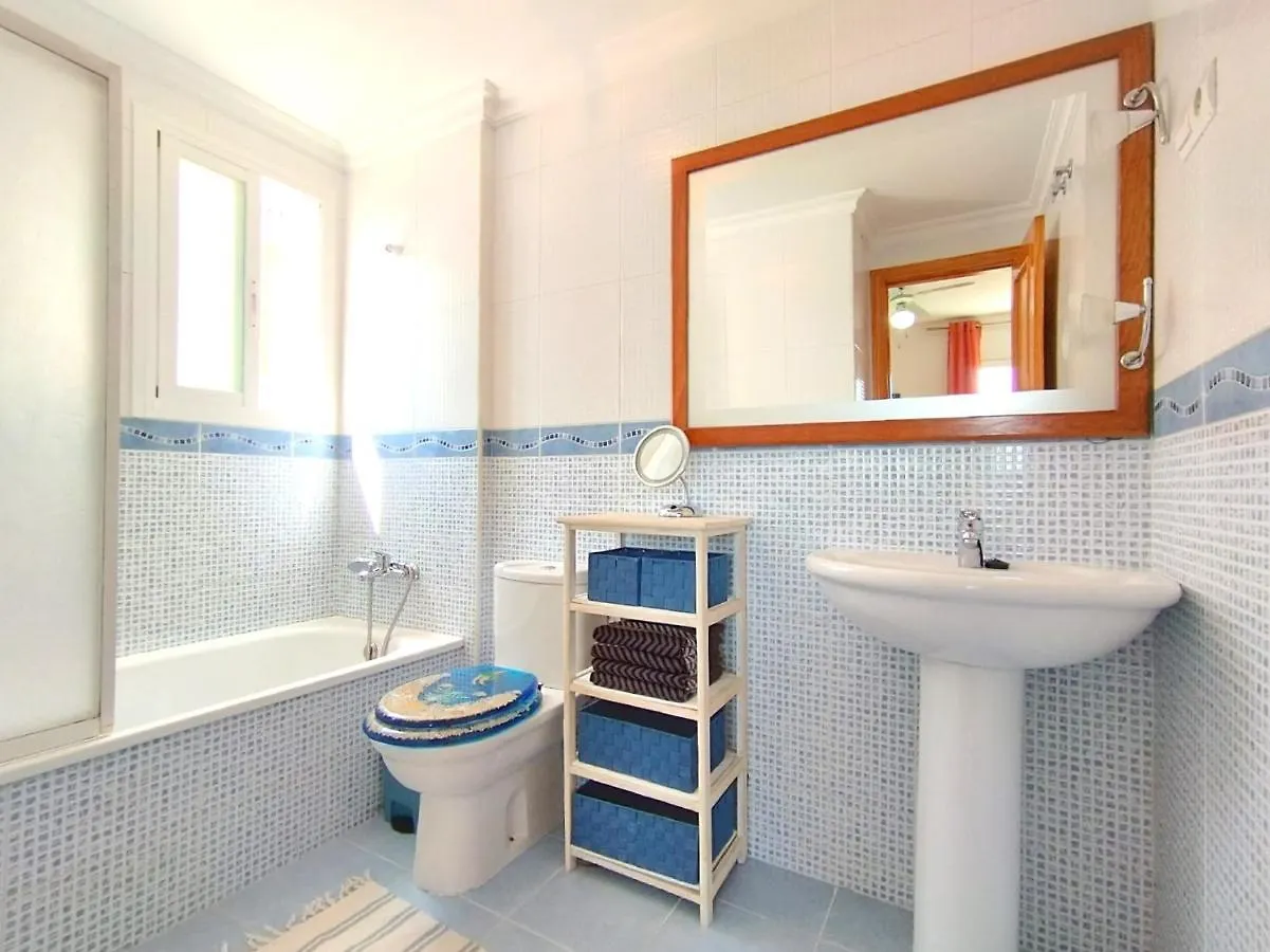 Amazing 2 Bedroom Apartment With Private Roof Terrace In Torrox